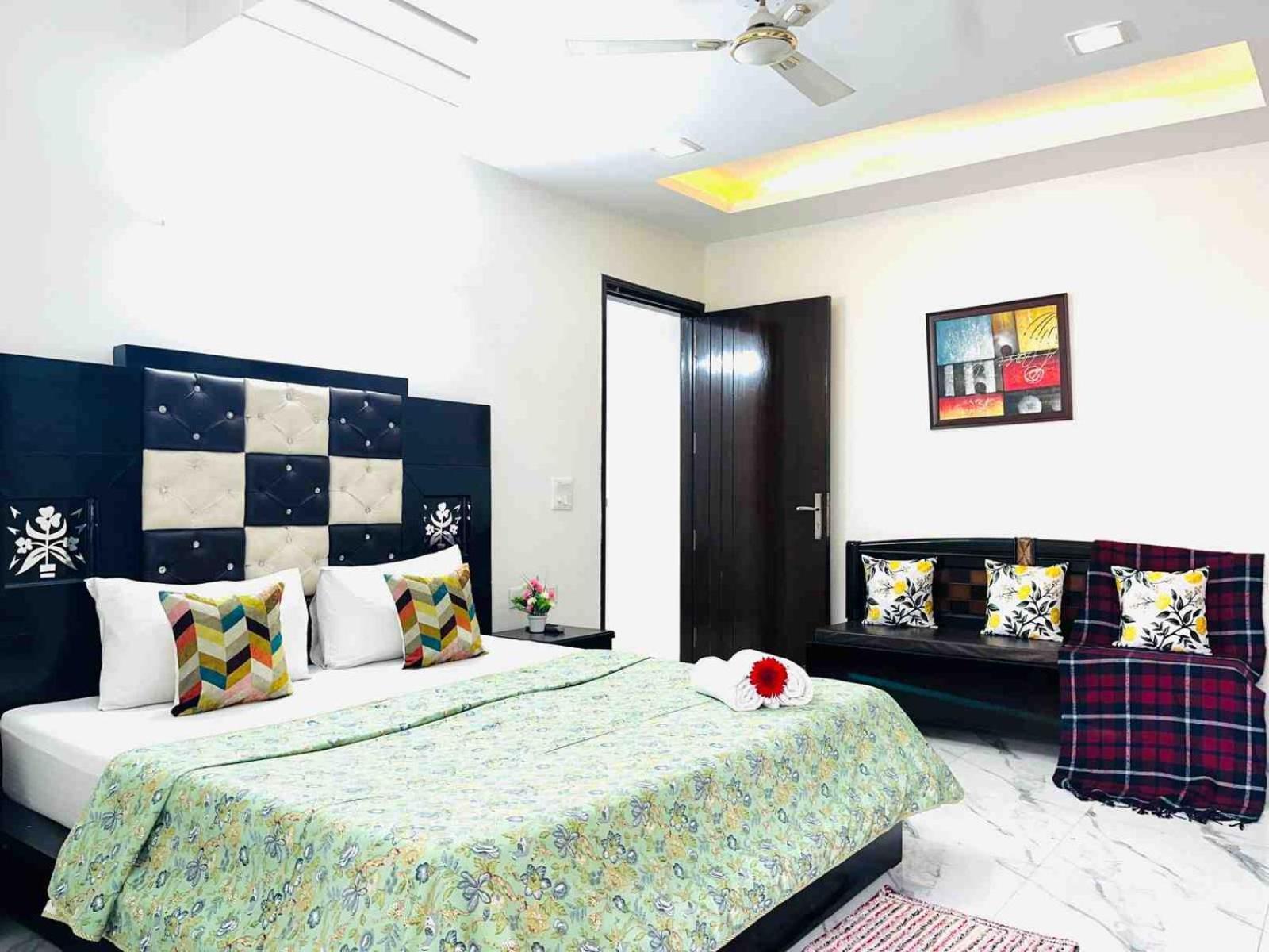 Olive Service Apartments - Greater Kailash New Delhi Room photo
