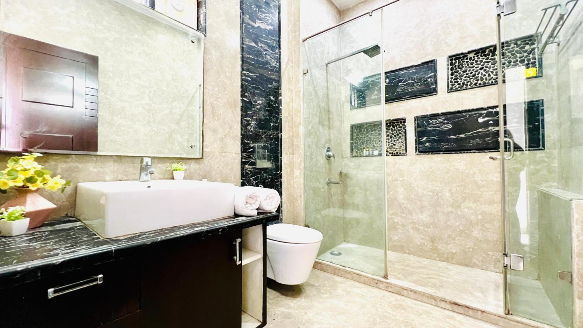 Olive Service Apartments - Greater Kailash New Delhi Exterior photo